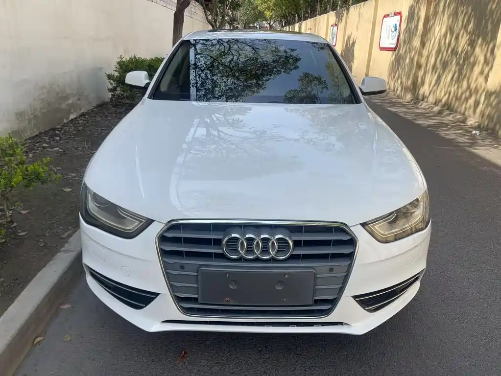 Audi A4L 2014