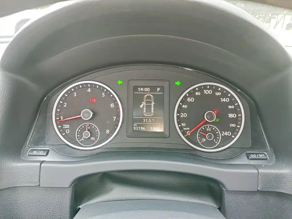 Volkswagen Tiguan — миниатюра 12