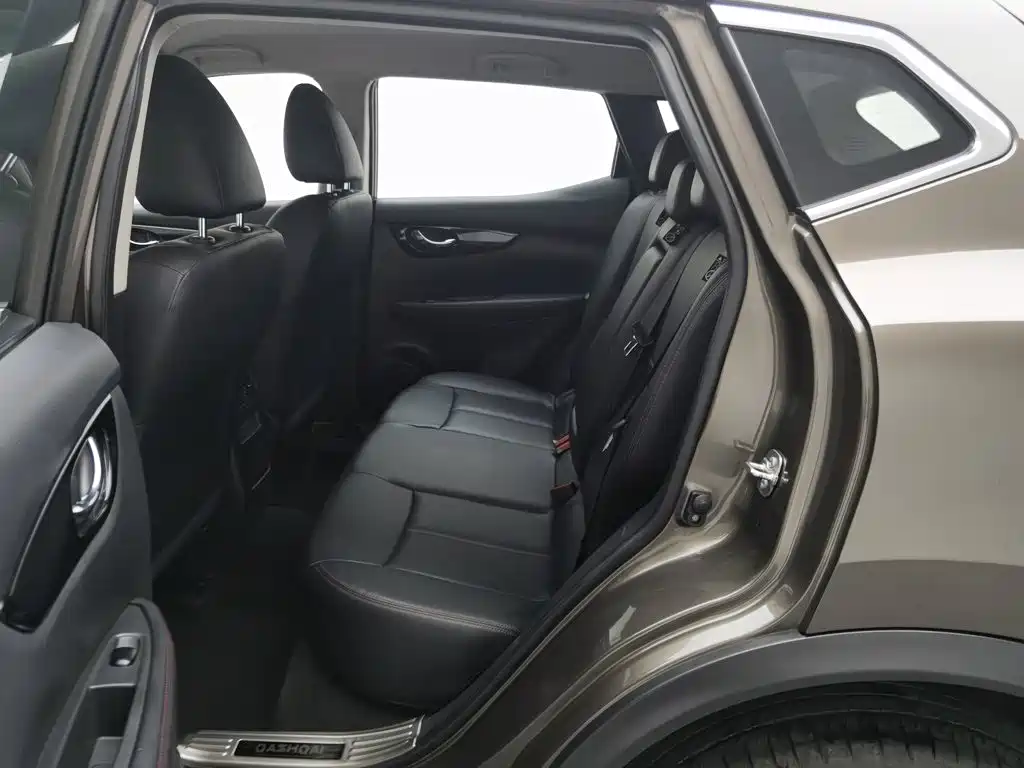 Nissan Qashqai — миниатюра 15