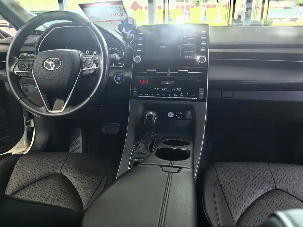 Toyota Avalon — миниатюра 14