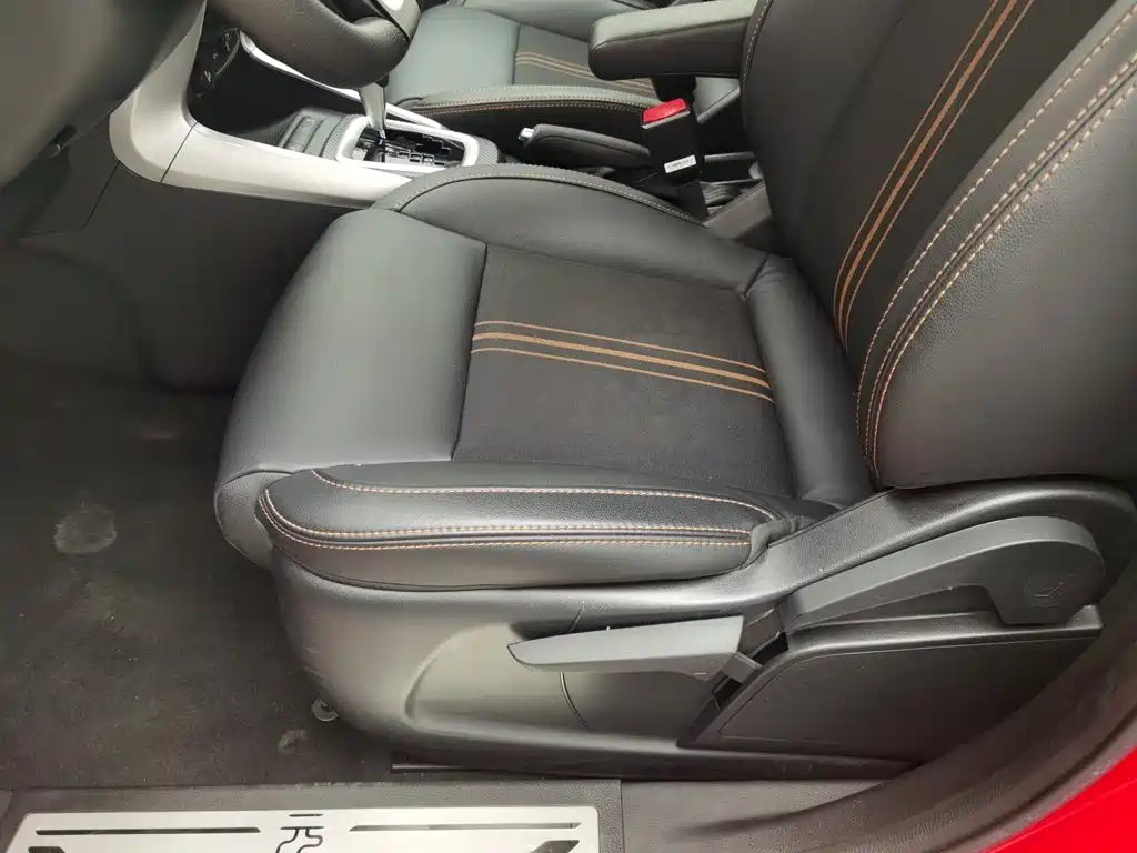 BYD Yuan — миниатюра 20