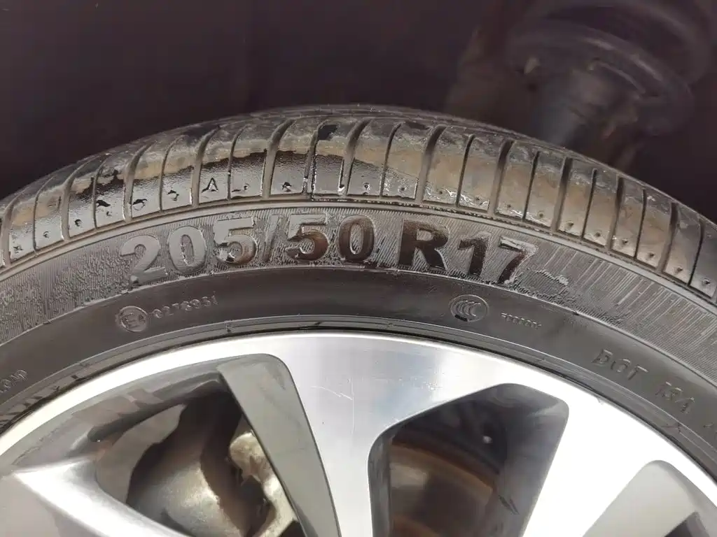 BYD Yuan — миниатюра 24