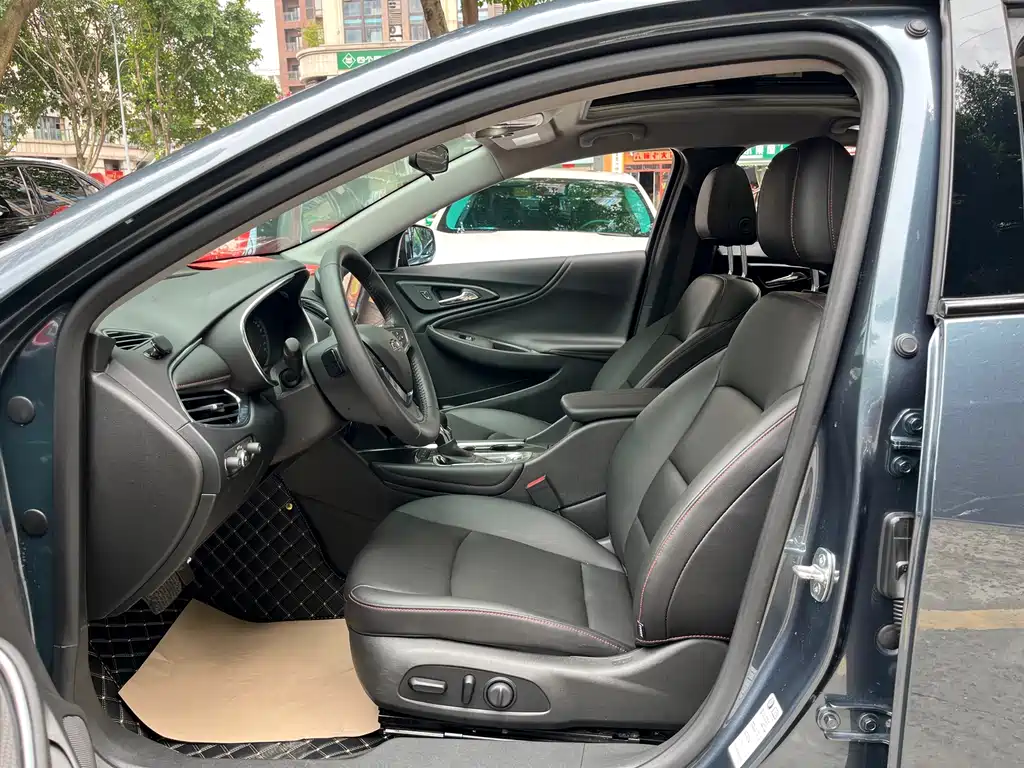 Chevrolet Malibu XL — миниатюра 9