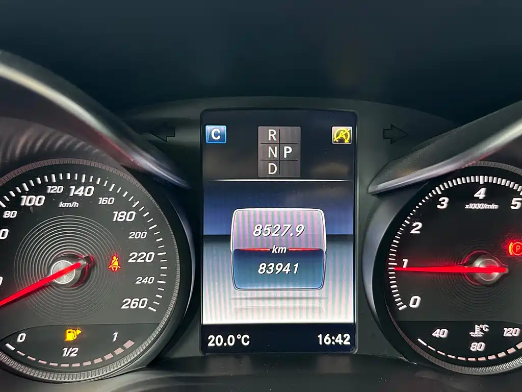 Mercedes-Benz GLC — миниатюра 7