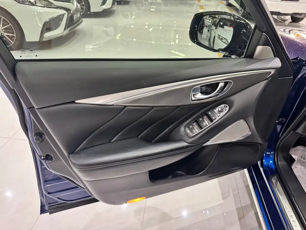 Infiniti Q50L — миниатюра 32