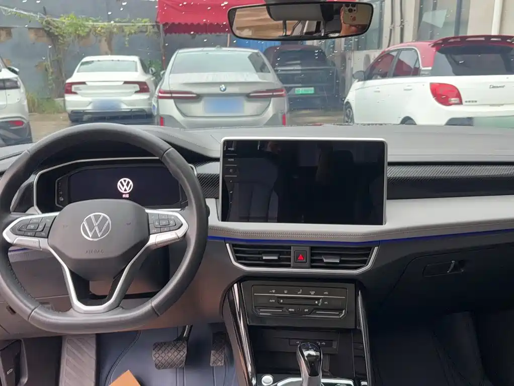Volkswagen 探岳 GTE — миниатюра 10