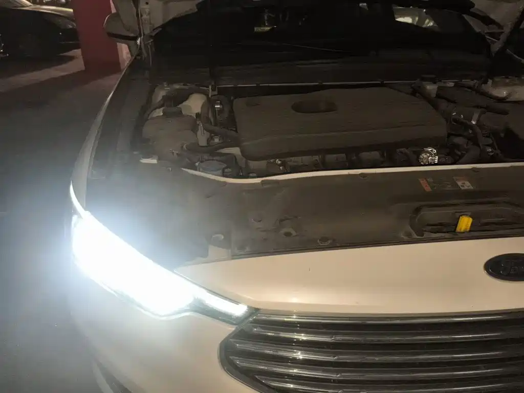 Ford Taurus — миниатюра 21