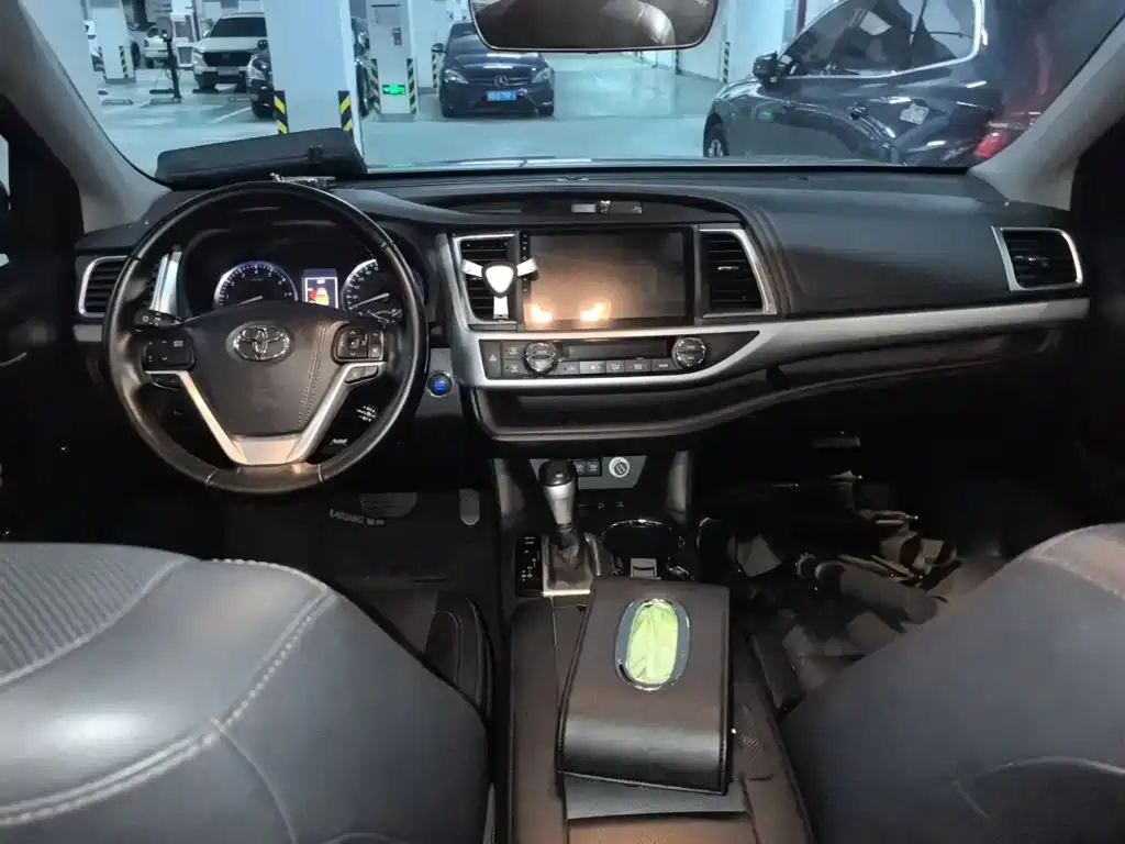 Toyota Highlander — миниатюра 13