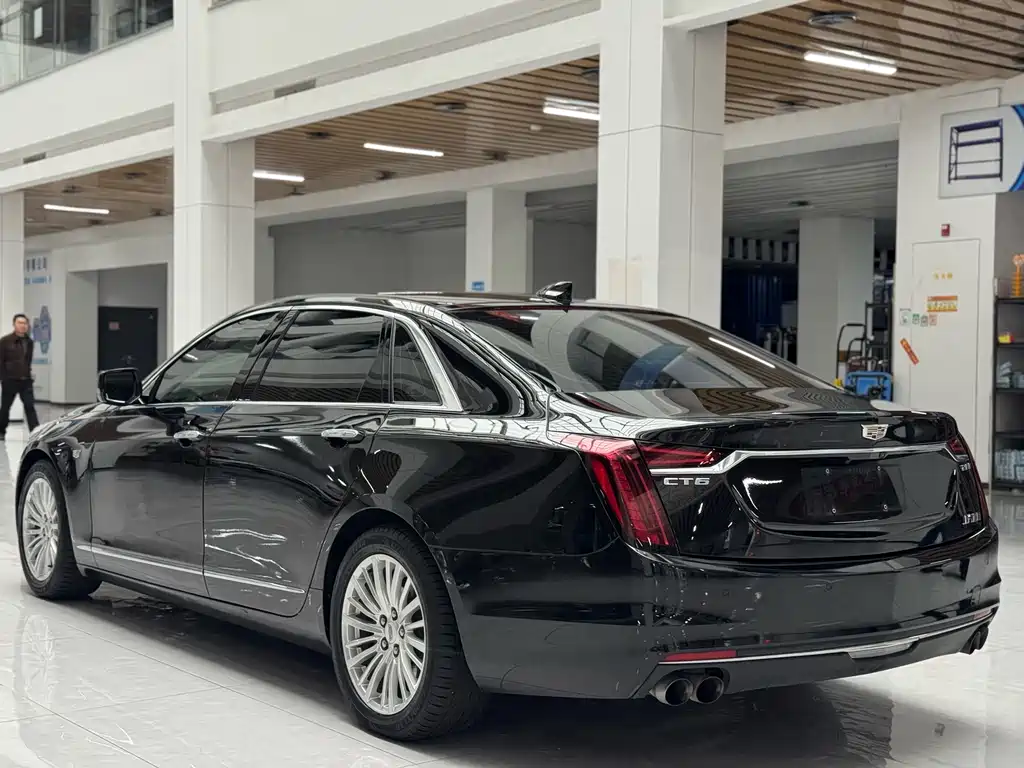 Cadillac CT6 2019 28T Fashion