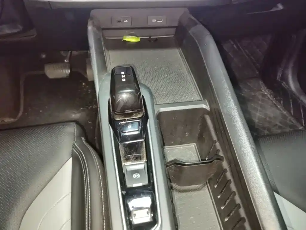 Geely Binrui — миниатюра 14