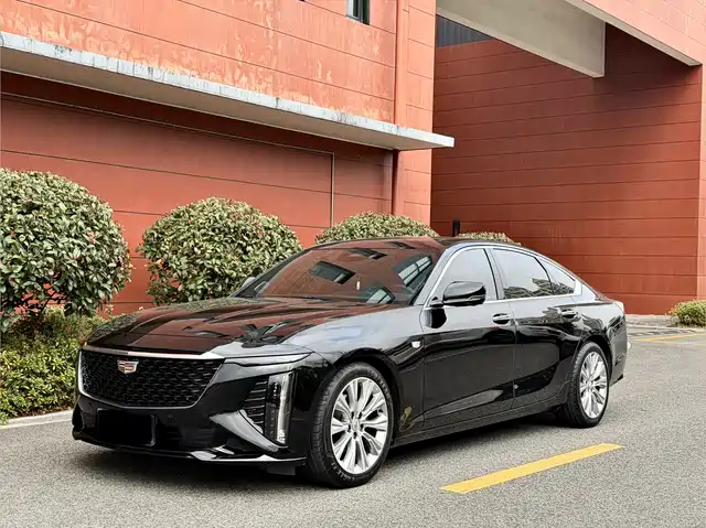 CADILLAC CT6