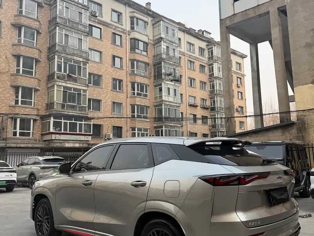 CHANGAN CHANGAN AUCHAN Z6