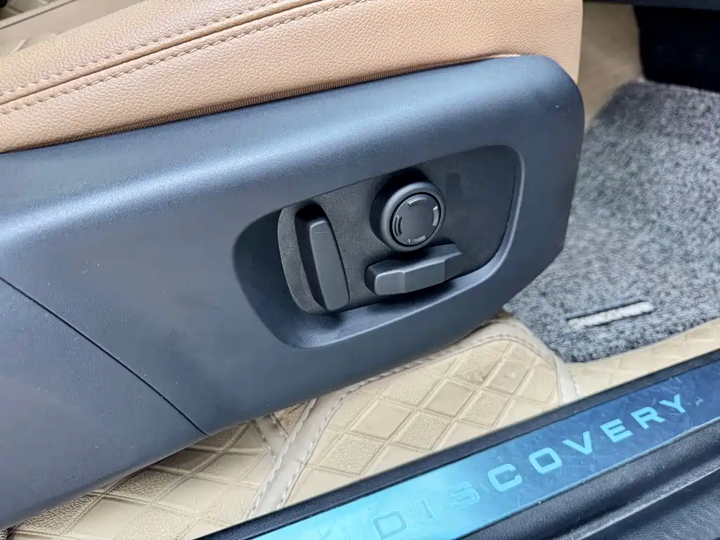 Land Rover Discovery Sport — миниатюра 16