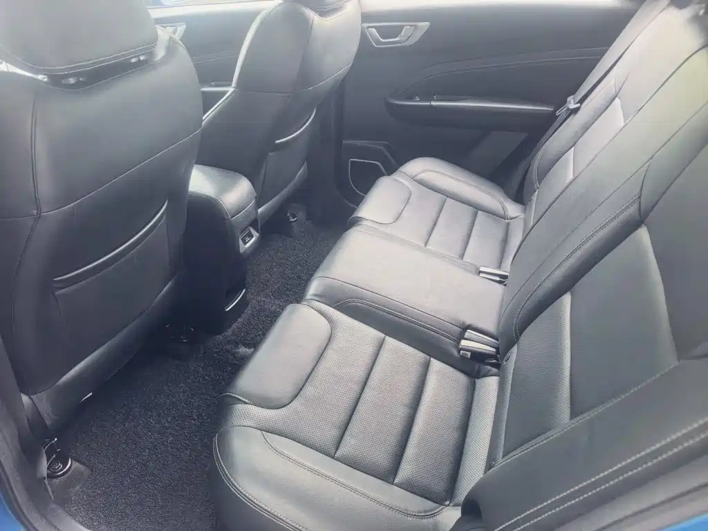 Geely Vision X3 — миниатюра 7