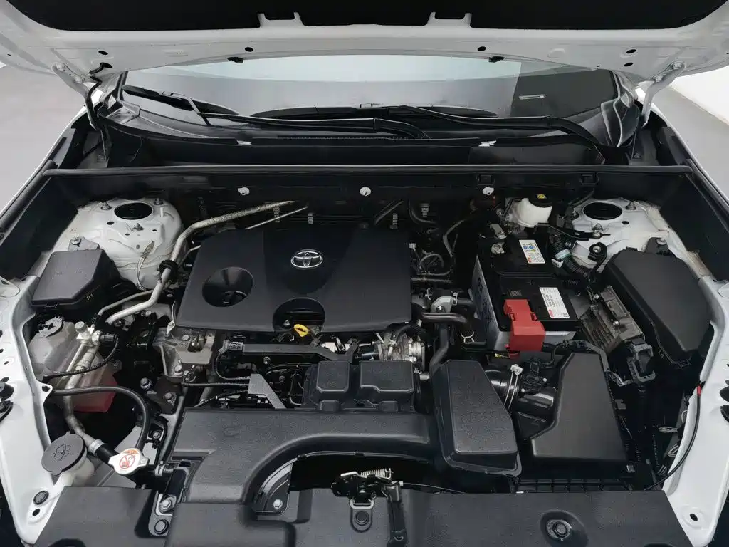 Toyota RAV4 — миниатюра 6
