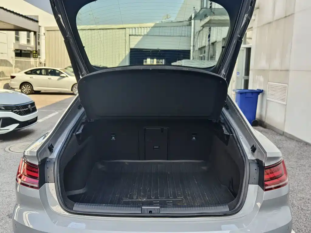 Volkswagen CC — миниатюра 11