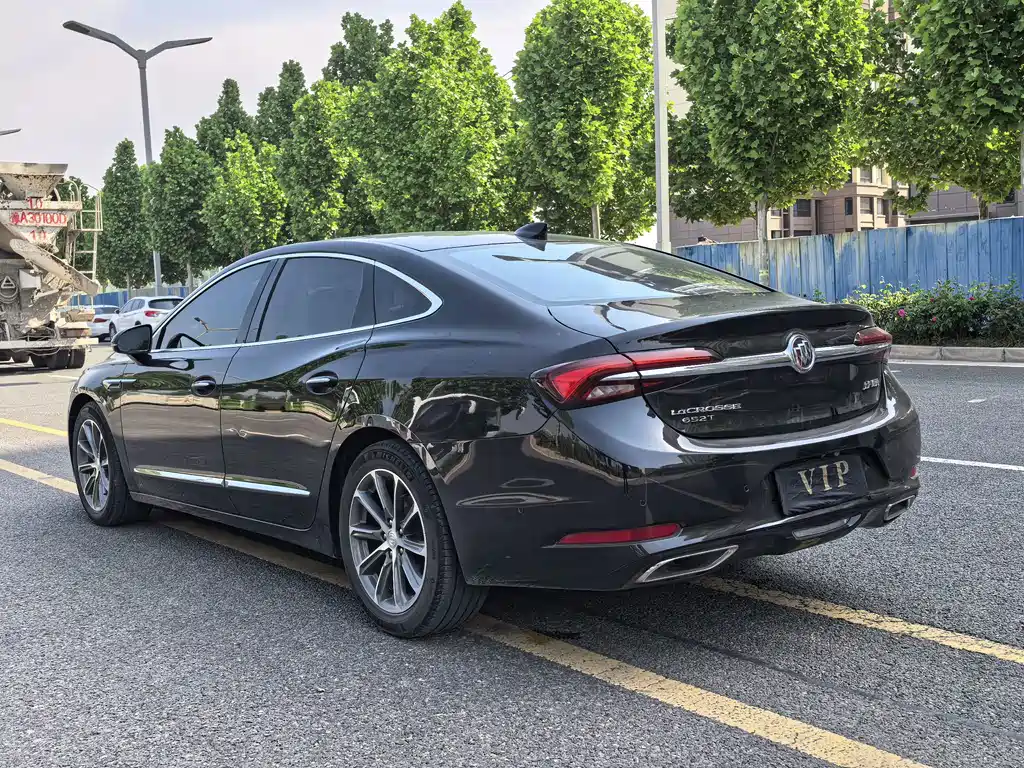 Buick LaCrosse — миниатюра 23