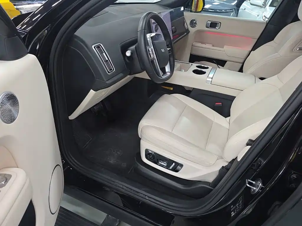 Li Auto Li L8 — миниатюра 15