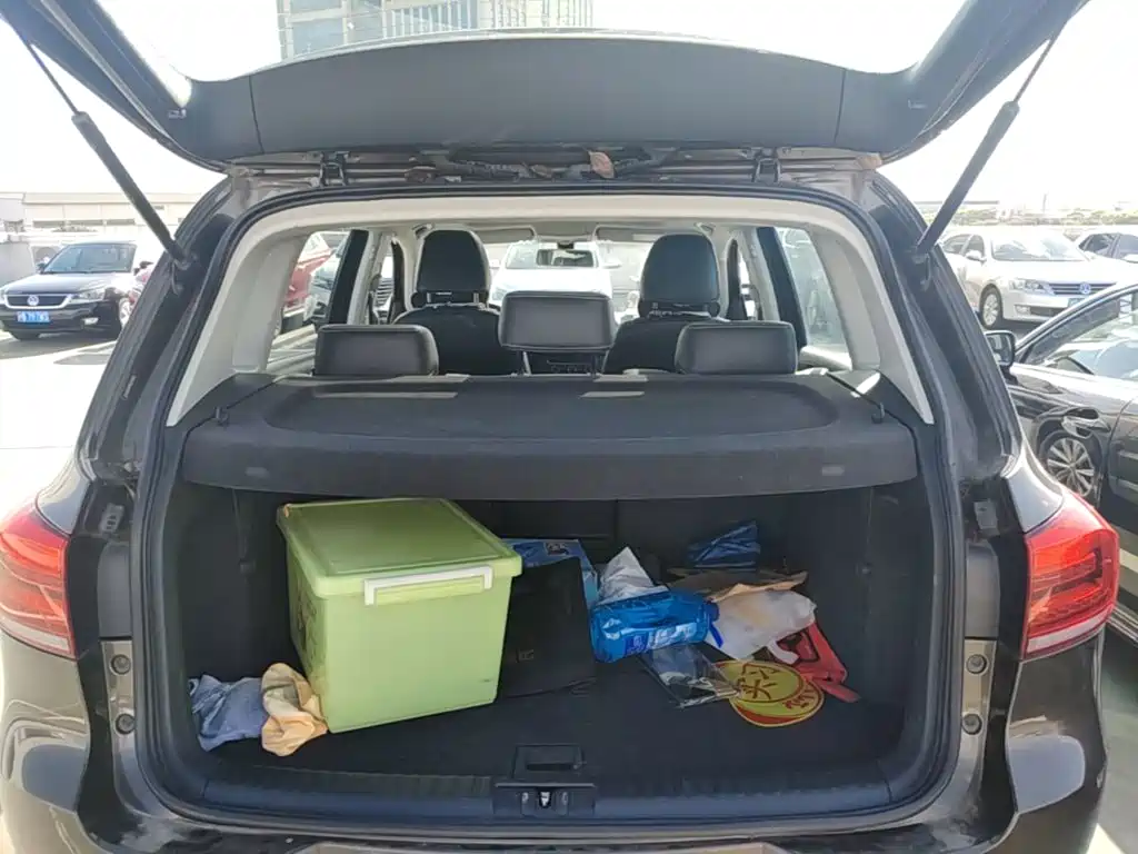 Volkswagen Tiguan — миниатюра 19