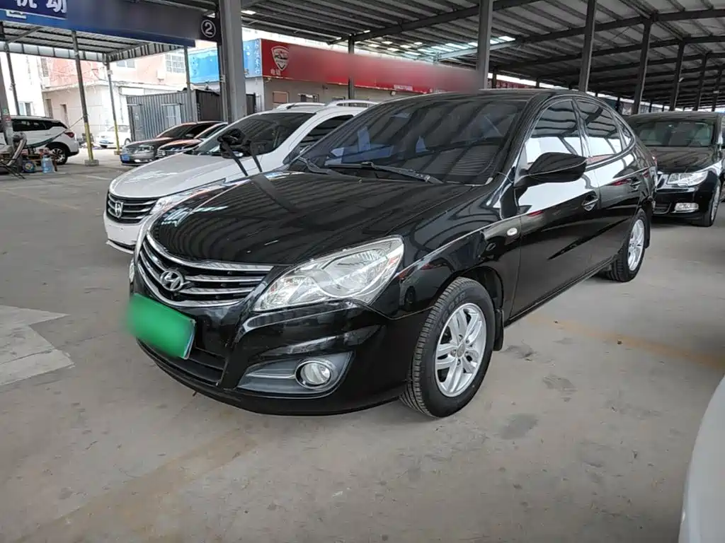 Hyundai Elantra — миниатюра 2
