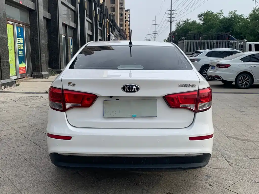 Kia K2 Sedan 1.4L MT GLS, фото 3