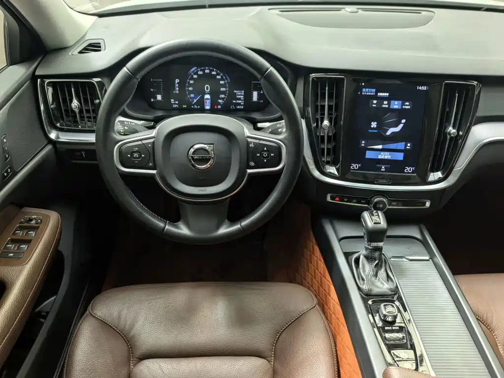 Volvo V60 — миниатюра 6