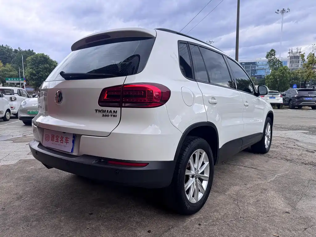 Volkswagen Tiguan — миниатюра 11