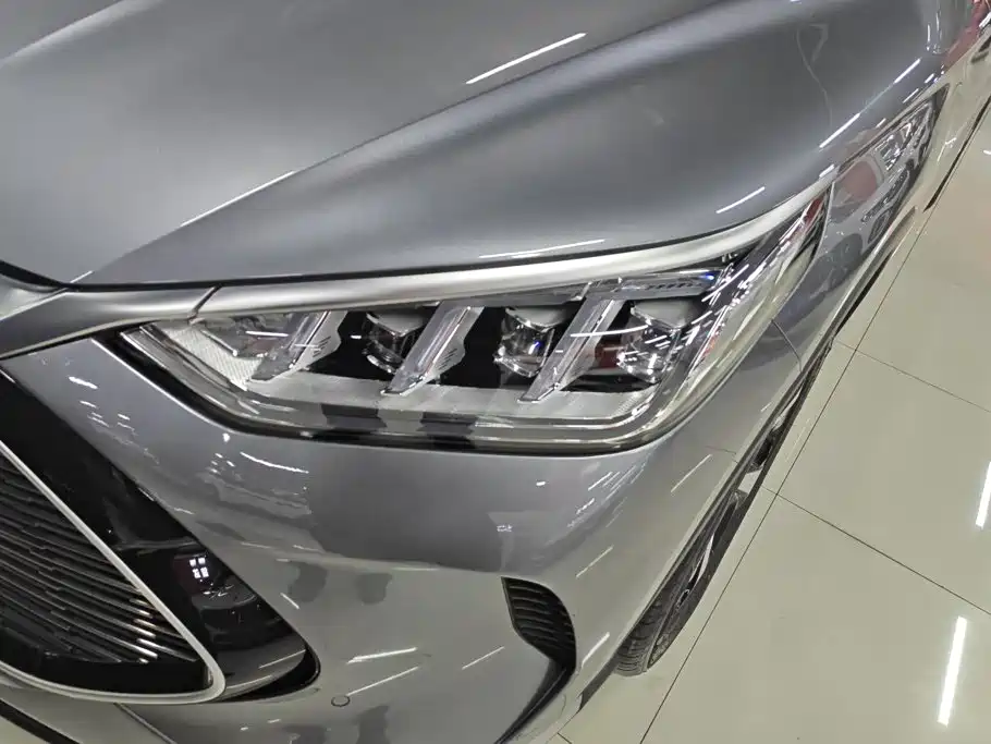 BYD PLUS New Energy — миниатюра 5