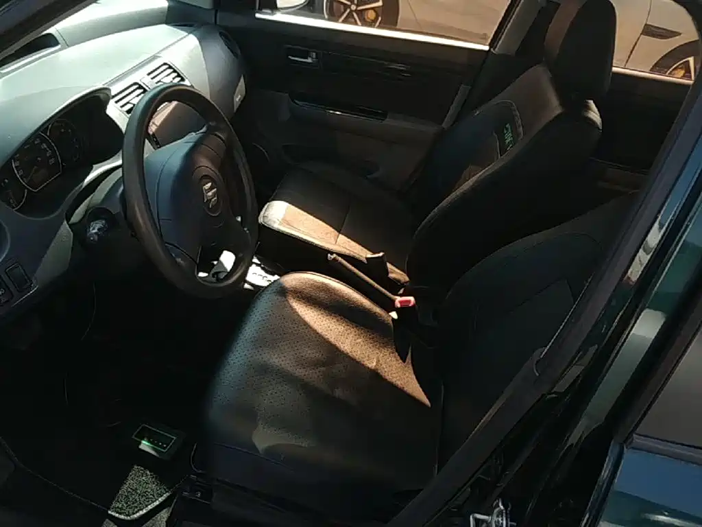 Suzuki Swift — миниатюра 15