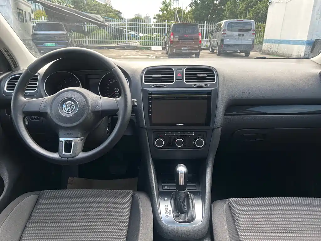 Volkswagen Golf — миниатюра 13