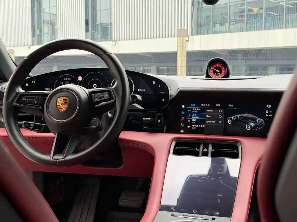 Porsche Taycan 2020 Taycan