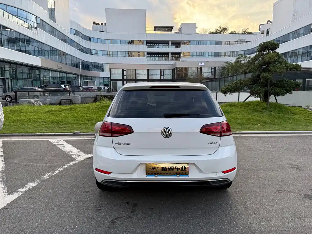 Volkswagen Golf — миниатюра 8