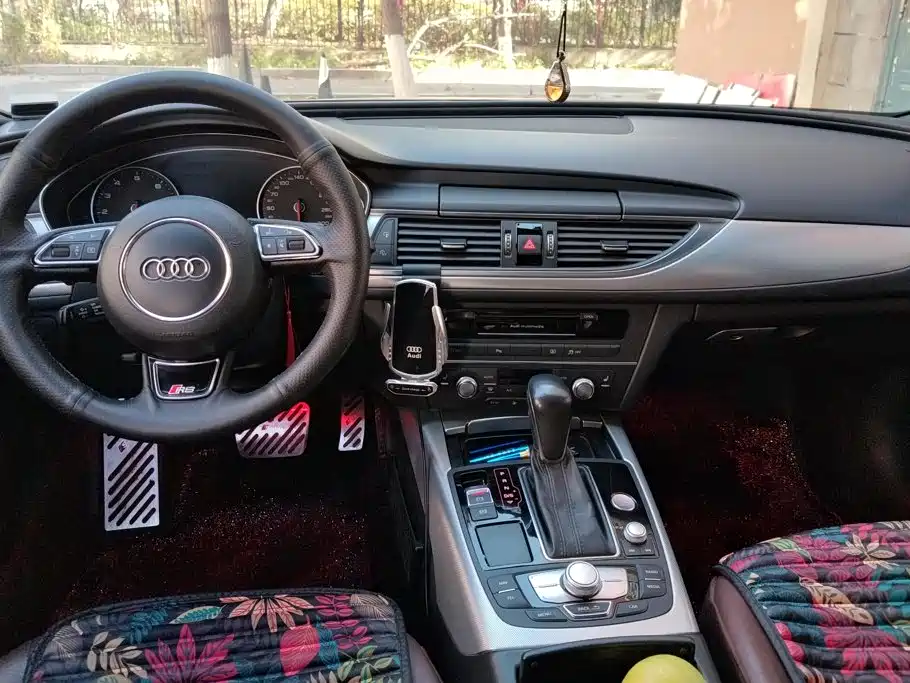 Audi A6L — миниатюра 12