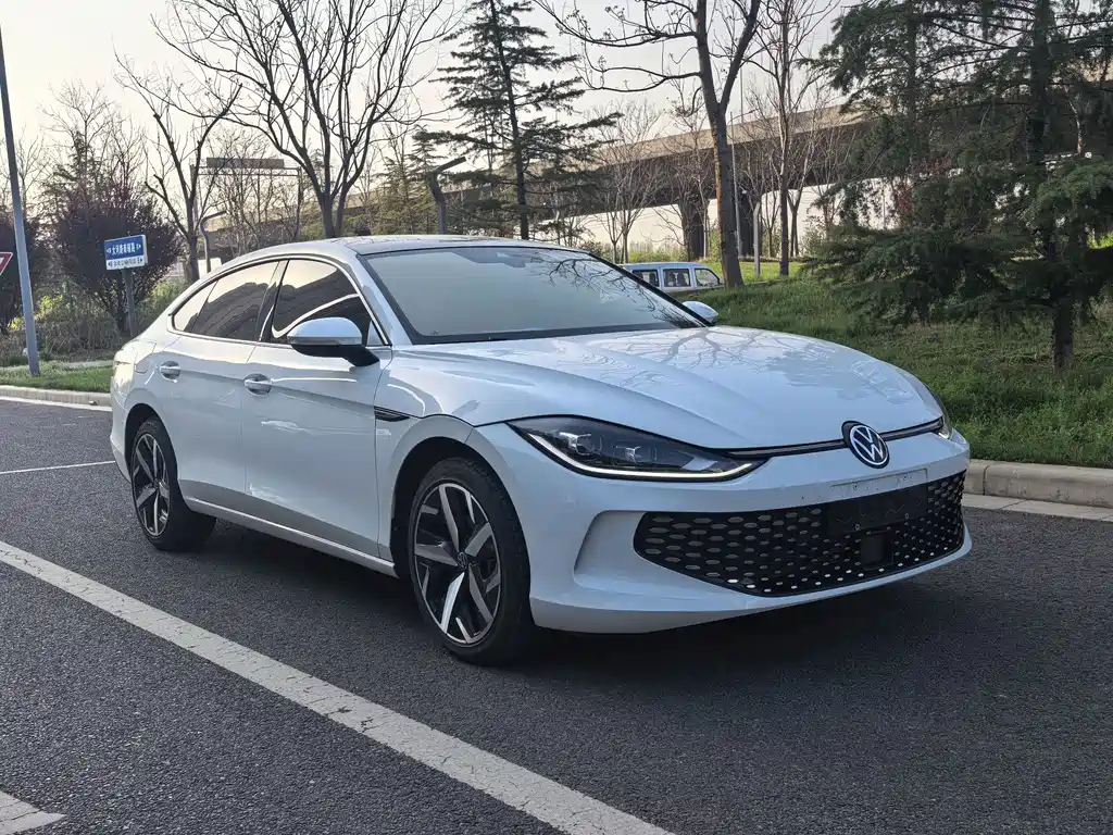 Volkswagen Lamando — миниатюра 2