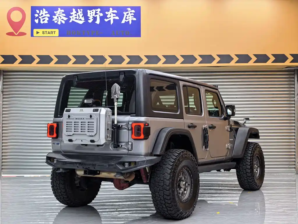 Jeep Wrangler PHEV — миниатюра 4