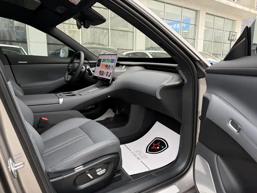 XIAOMI CAR XIAOMI YU7