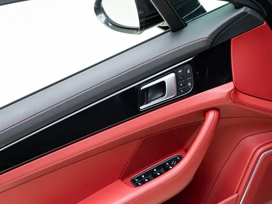 Porsche Panamera — миниатюра 16