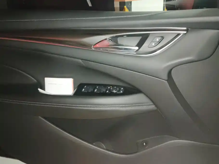 Buick LaCrosse — миниатюра 6
