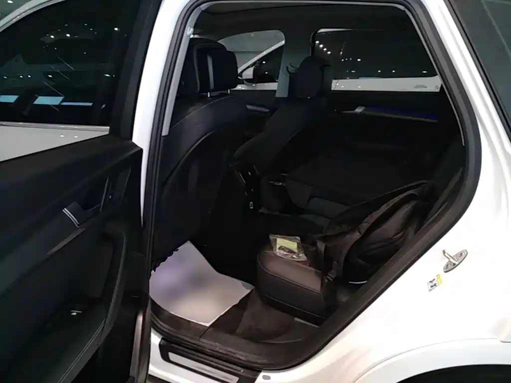 Audi Q5L — миниатюра 17