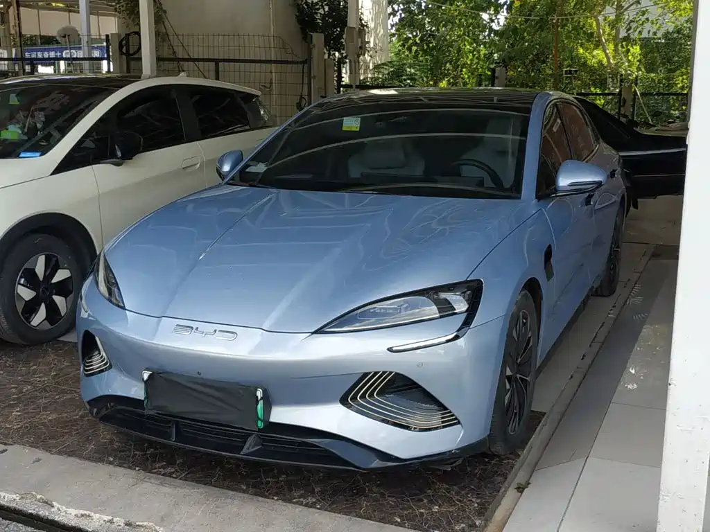 BYD Seal