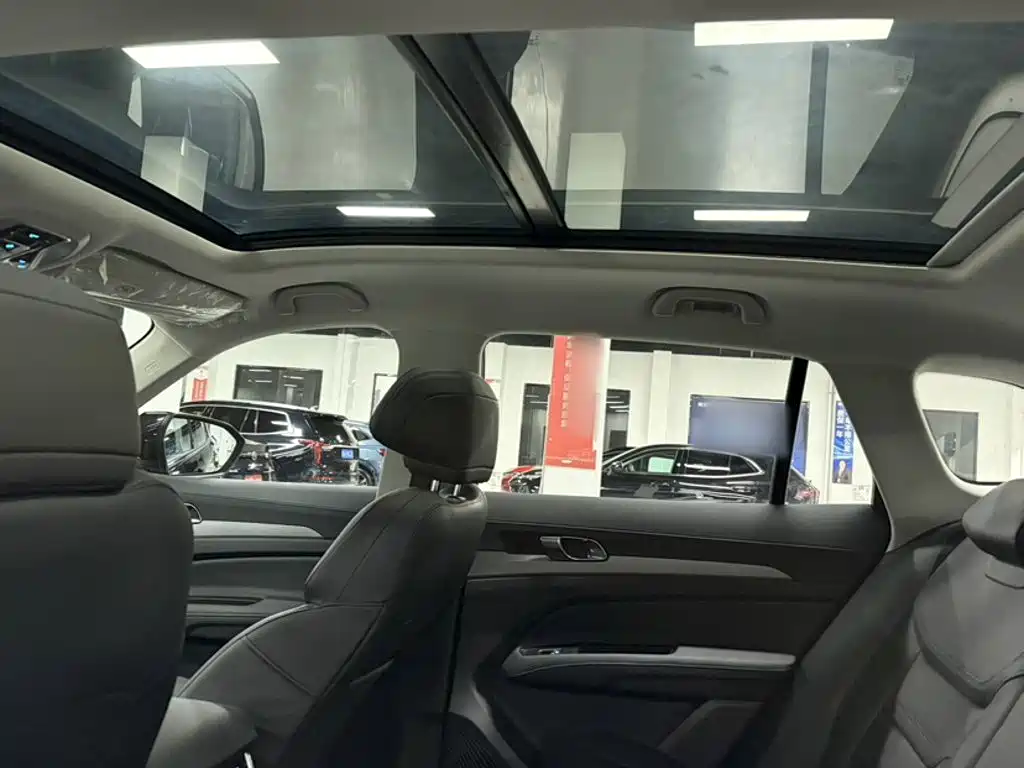 Ford Equator Sport — миниатюра 9