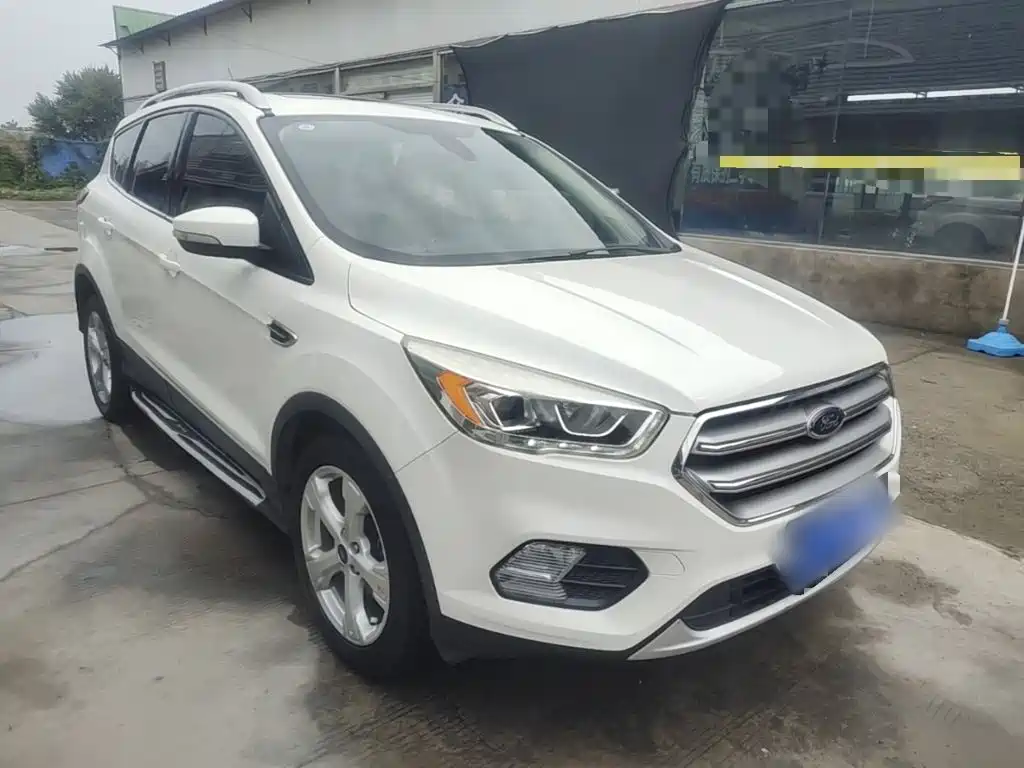 Ford Kuga — миниатюра 4