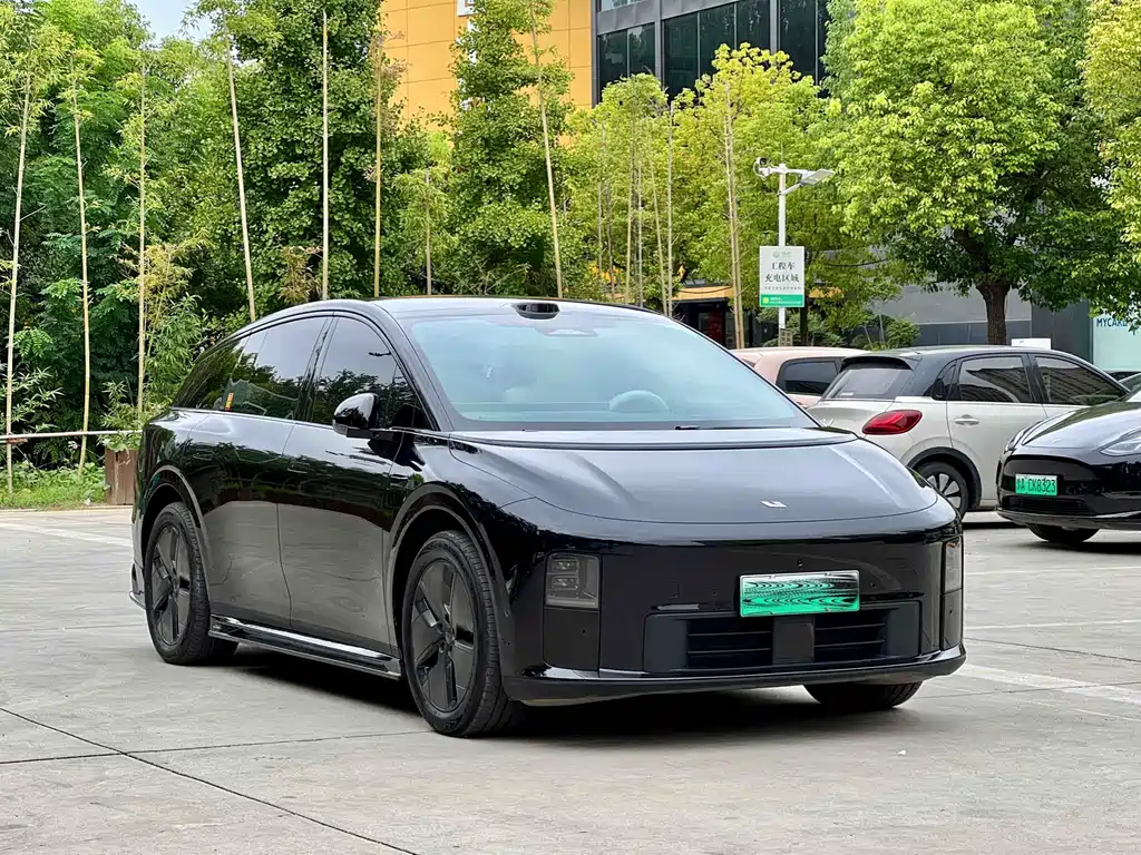 Li Auto Идеальный i6 — миниатюра 3