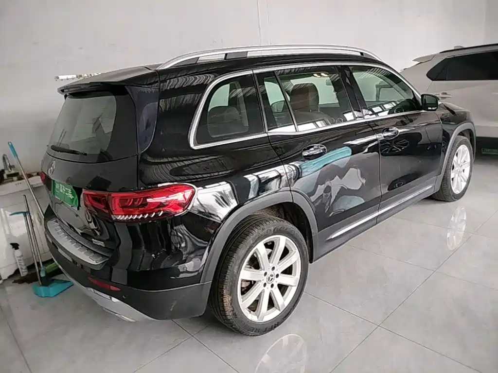Mercedes-Benz GLB — миниатюра 7