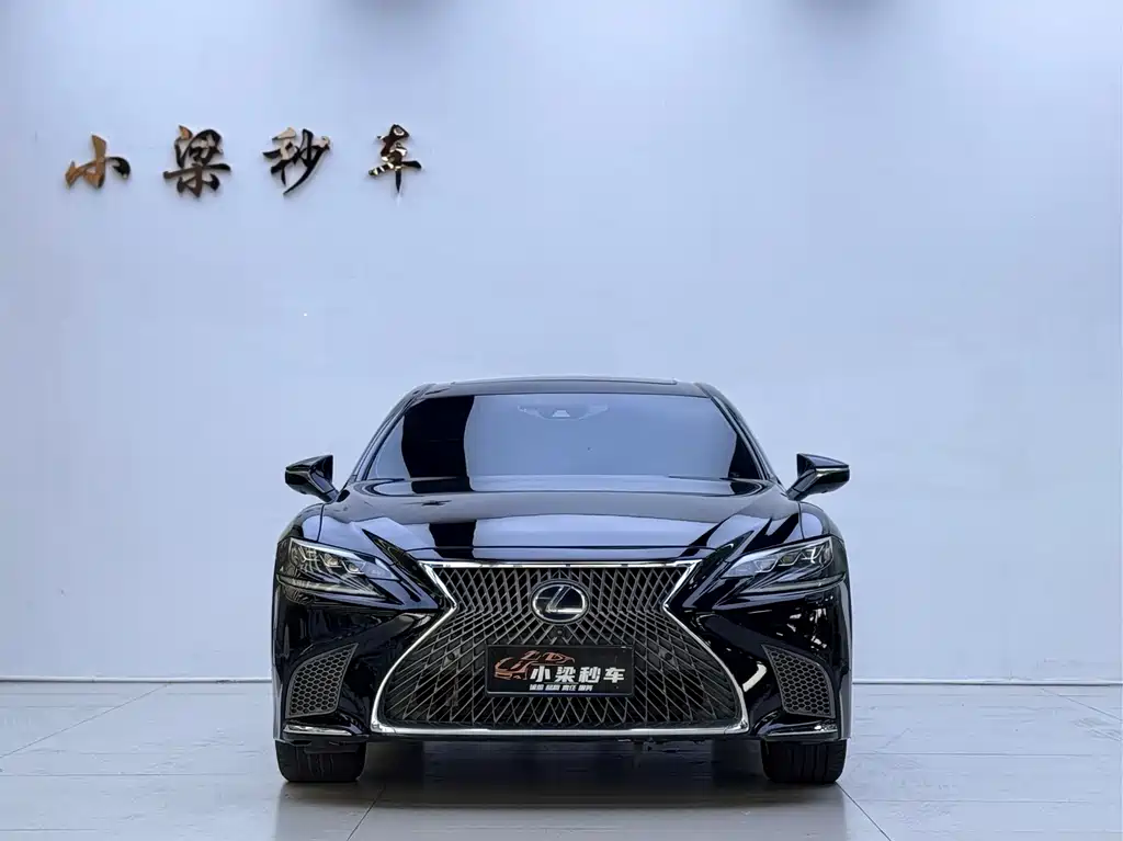 Lexus LS 2020 500h Luxury VI