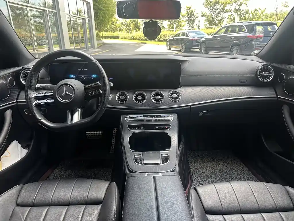 Mercedes-Benz E-Class (Import) — миниатюра 8