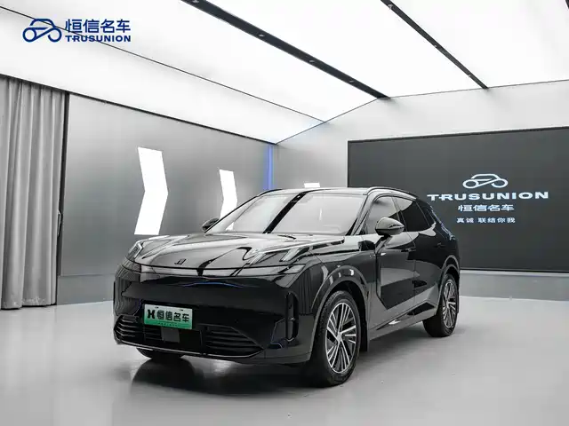 LYNK  & CO. 08 EM P 2023