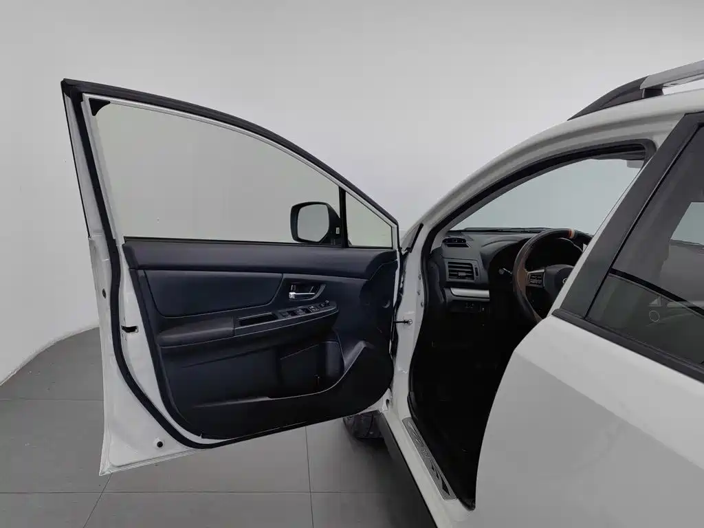 Subaru XV — миниатюра 8