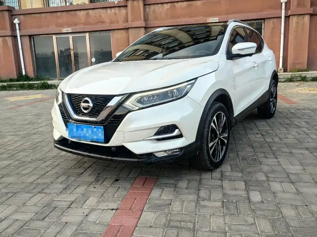 Nissan Qashqai — миниатюра 9