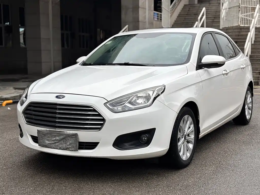 Ford Escort 2018